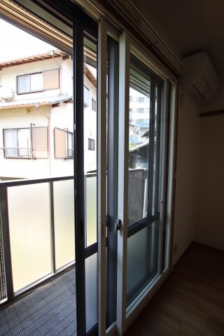 物件内観写真27　(二重サッシ)