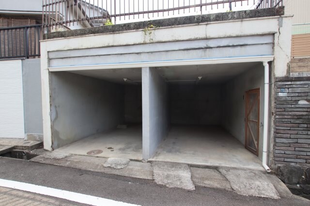 物件外観写真3　(幅2,200　高さ1,800程度)