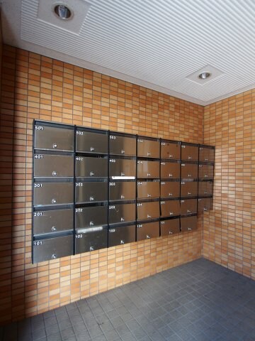 物件内観写真4　(集合ポスト)