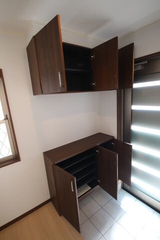 物件内観写真5　(シューズボックス)