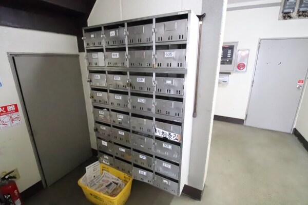 建物設備(ポスト)