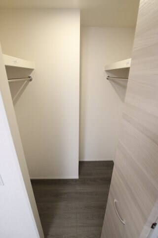 物件内観写真24　(ウォークインクローゼット)