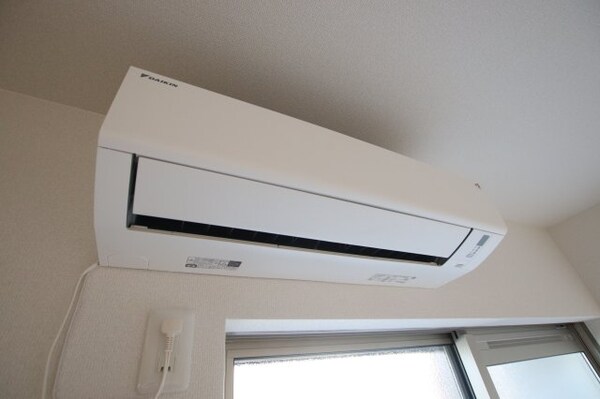 建物設備(エアコン)