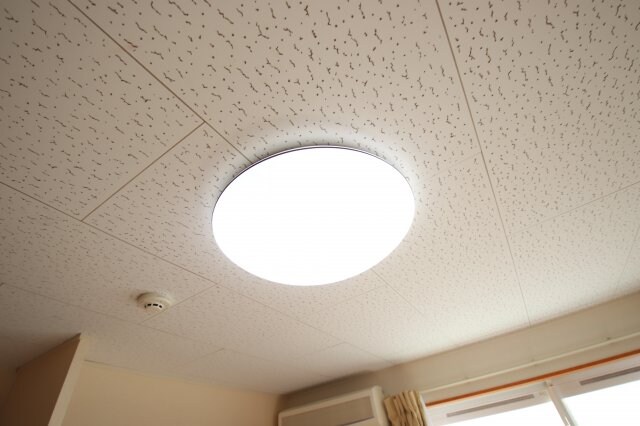 物件内観写真28　(照明器具)