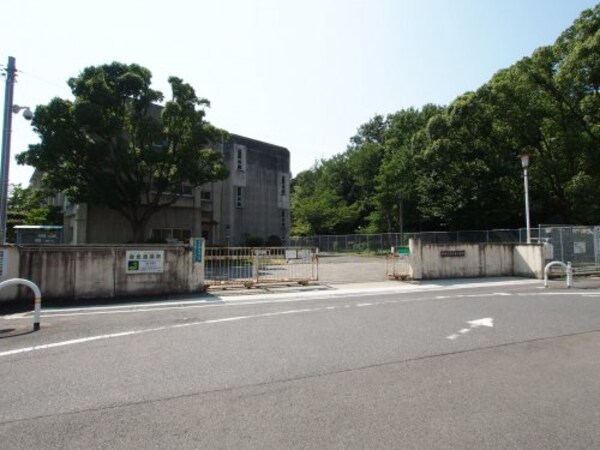周辺環境(堺市立若松台小学校 1504m)