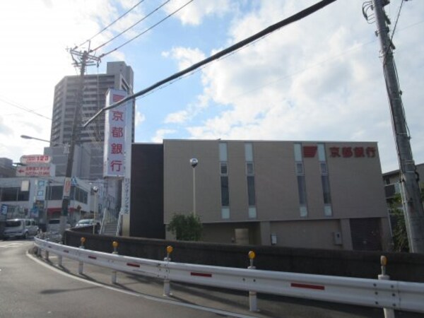 周辺環境(京都銀行　北野田支店 439m)