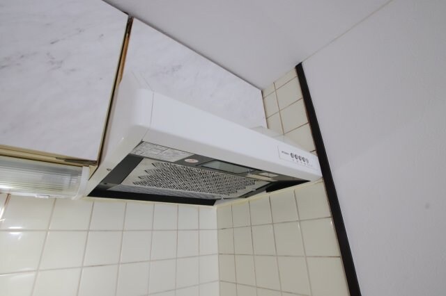 物件内観写真16　(レンジフード)