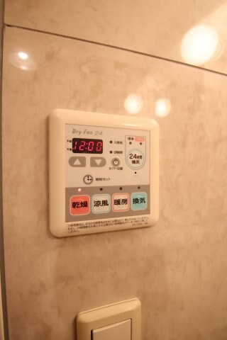 物件内観写真11　(浴室乾燥機)