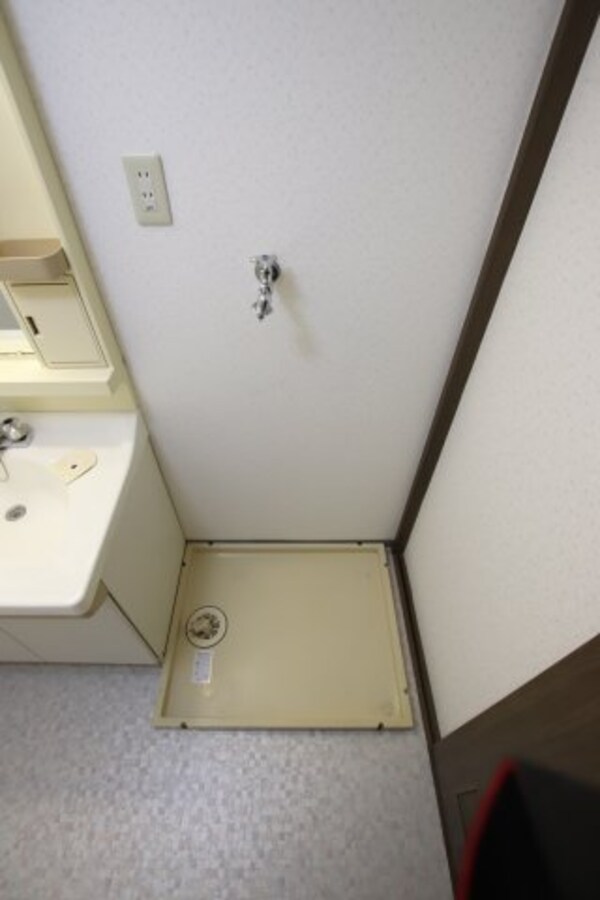 建物設備(室内洗濯機置場)
