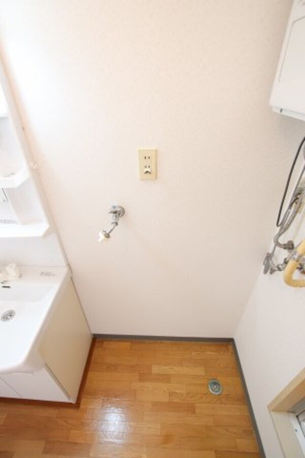 建物設備(室内洗濯機置場)