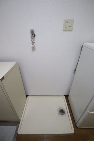 物件内観写真9　(室内洗濯機置場)