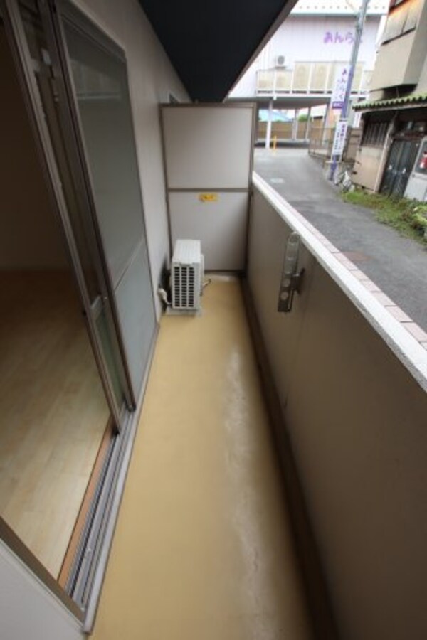 バルコニー