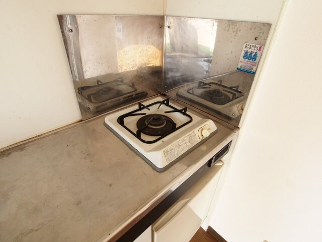 物件内観写真10　(1口ガスコンロ)