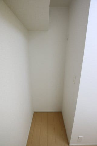 物件内観写真17　(冷蔵庫スペース)