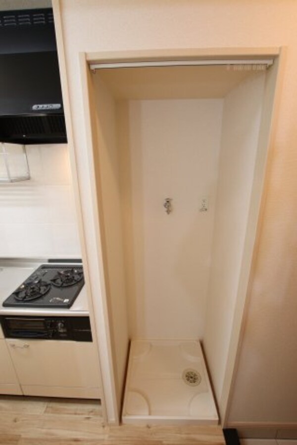 建物設備(室内洗濯機置場)