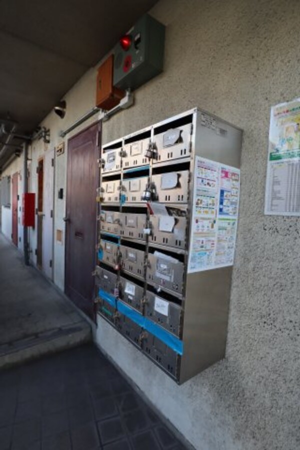 建物設備(集合ポスト)