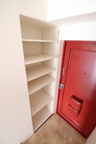 物件内観写真8　(シューズボックス)