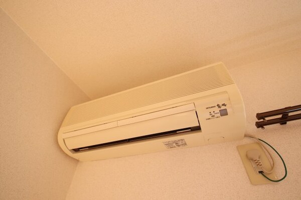建物設備(エアコン)