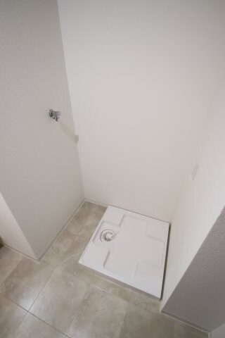 物件内観写真15　(室内洗濯機置場)