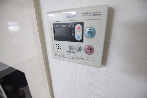 建物設備(給湯器)