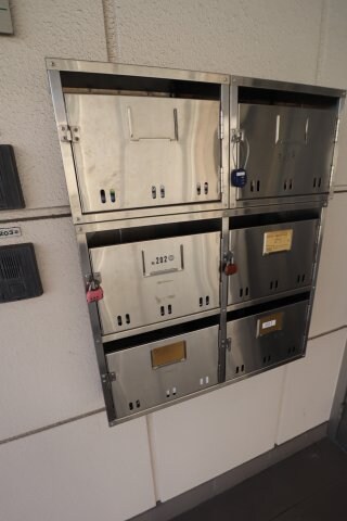 物件内観写真5　(集合ポスト)