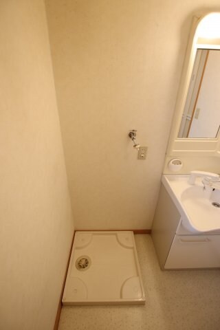 物件内観写真20　(室内洗濯機置場)