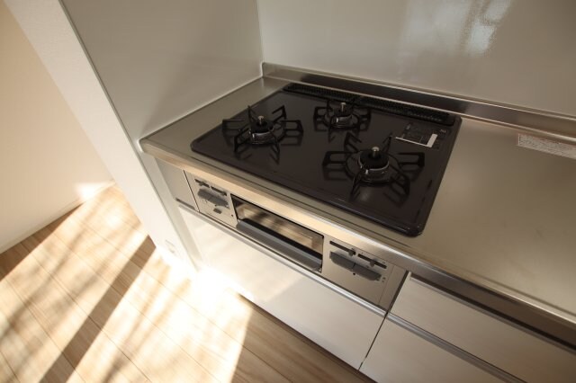 物件内観写真19　(3口コンロ)