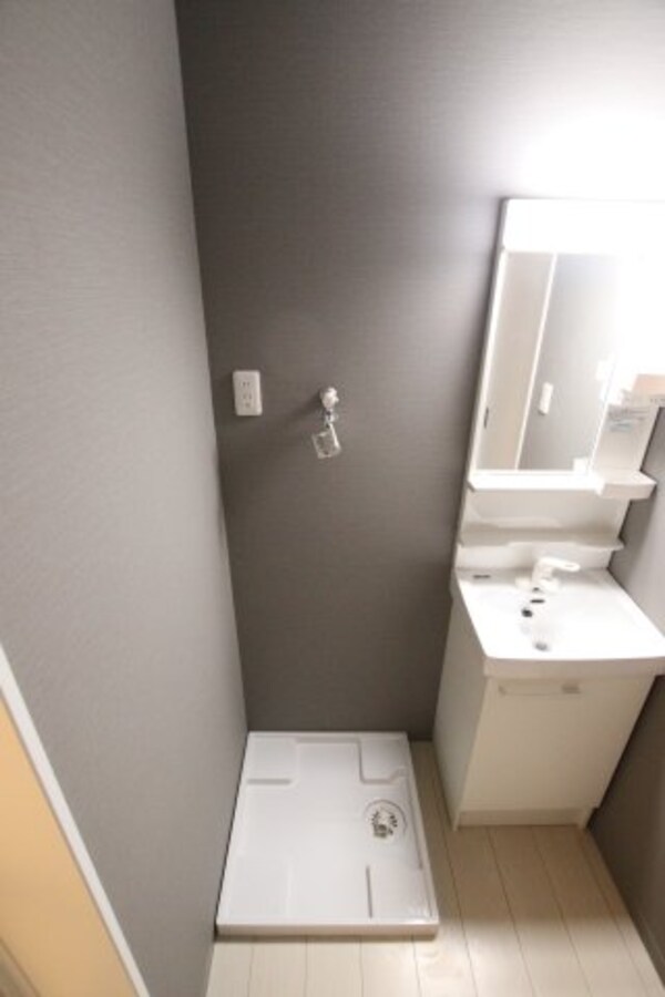 建物設備(室内洗濯機置場)