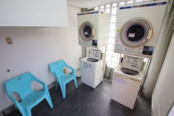 その他(コインランドリー)