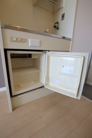 物件内観写真13　(ミニ冷蔵庫)