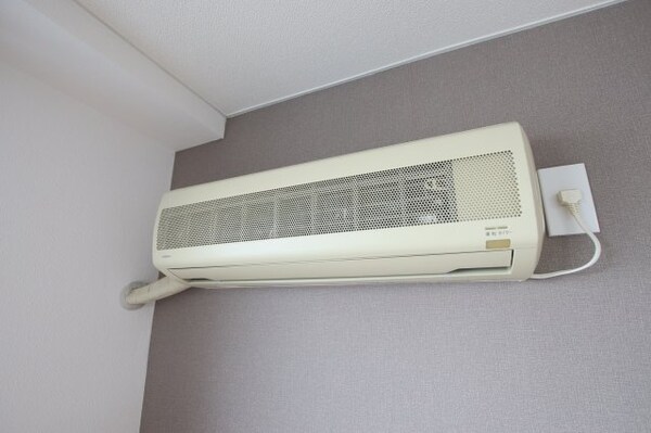 建物設備(エアコン)