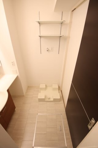 物件内観写真14　(室内洗濯機置き場)