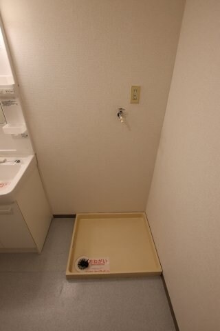 物件内観写真20　(室内洗濯機置場)