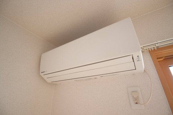 建物設備(エアコン)