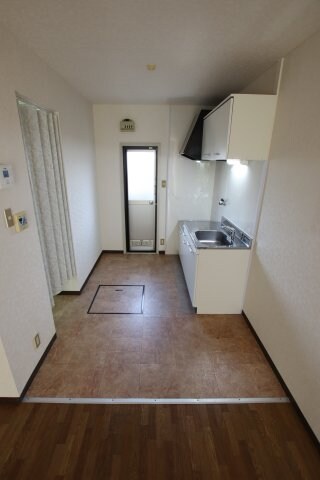 物件内観写真10　(キッチンスペース)