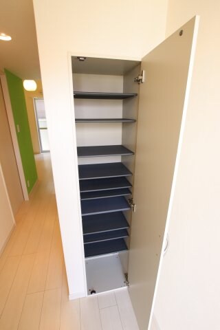 物件内観写真7　(シューズボックス)