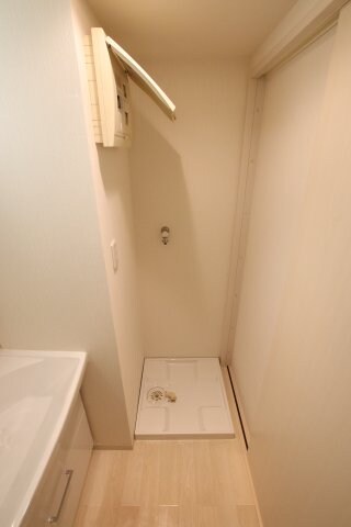 物件内観写真17　(室内洗濯機置場)