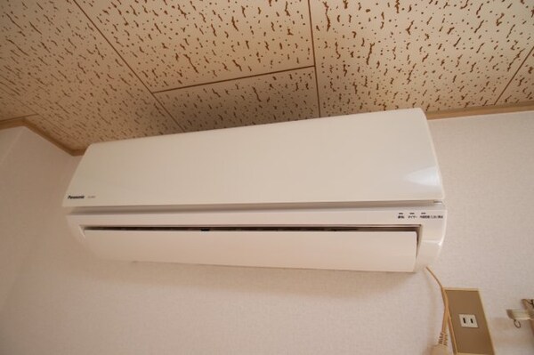 建物設備(エアコン)