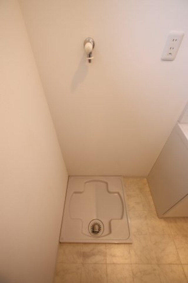 建物設備(室内洗濯機置場)