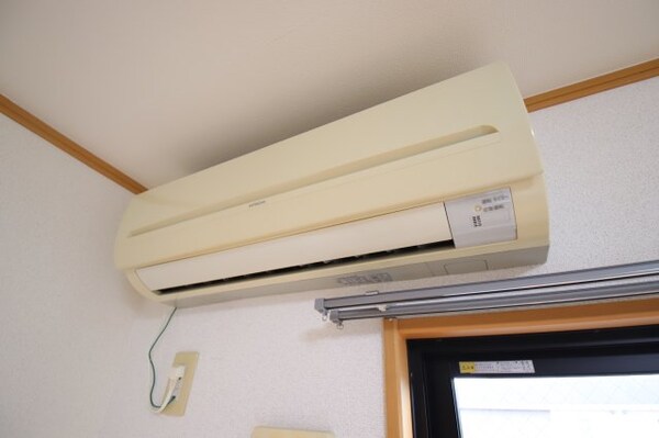 建物設備(エアコン)