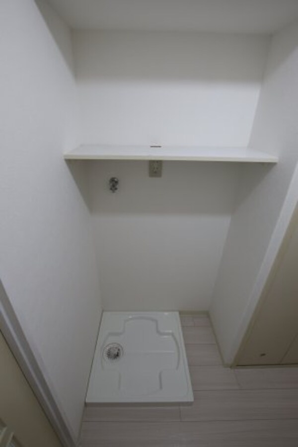 建物設備(室内洗濯機置場)