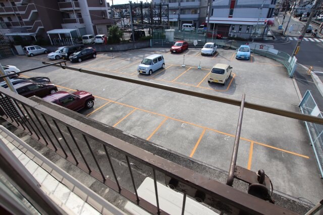 物件内観写真28　(洗濯物干し場)