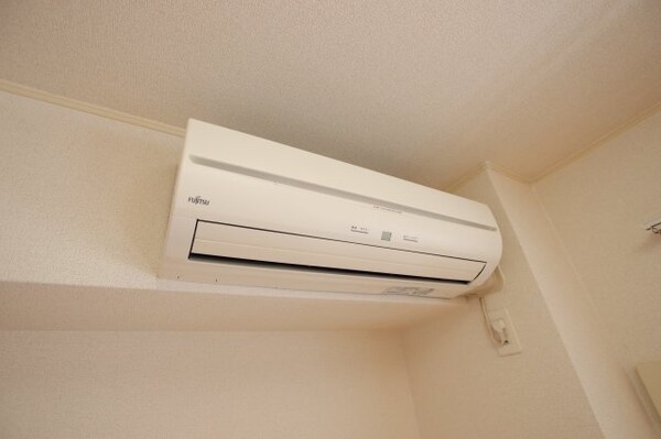建物設備(エアコン)
