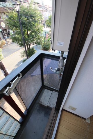 物件内観写真24　(室外洗濯機置き場)