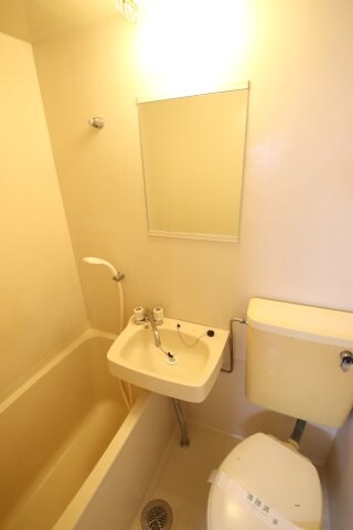 物件内観写真17　(洗面台)