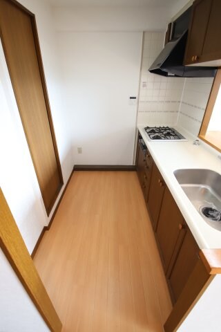 物件内観写真23　(キッチンスペース)