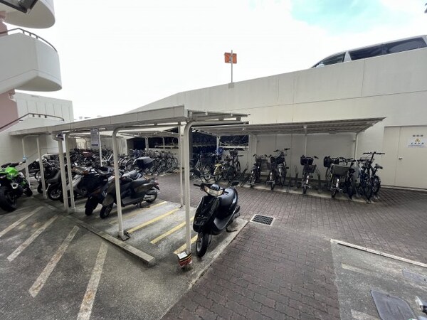 建物設備(駐輪場)
