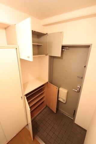 物件内観写真8　(シューズボックス)
