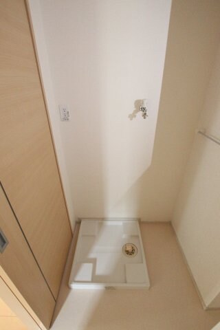 物件内観写真17　(室内洗濯機置場)