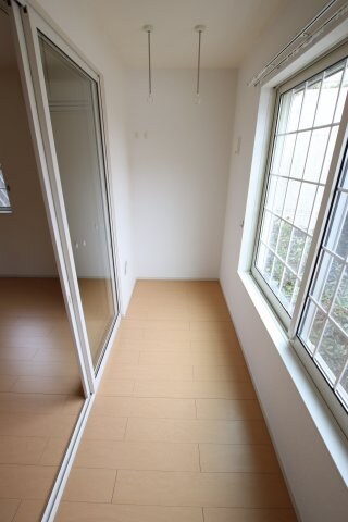物件内観写真27　(インナーバルコニー)